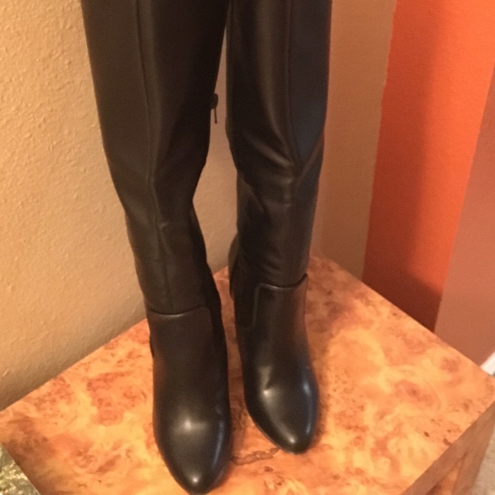 Black Boots